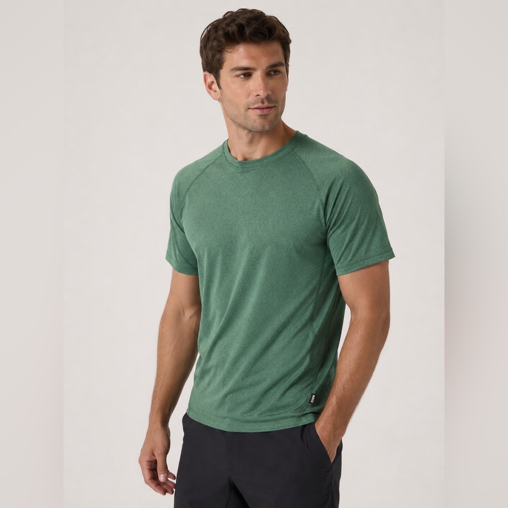 REI Co-op Active Shirt Mens Medium Green Short Sleeve Performance Stretch Tee